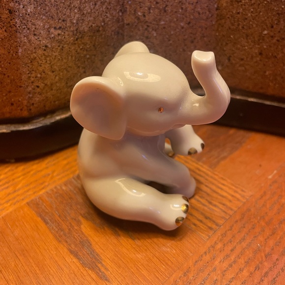 Vintage Lenox Bone China Baby Miniature Elephant - Picture 3 of 8